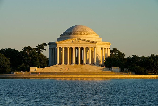 Washington DC Monuments by Moonlight Tour by Trolley - Getting on board: Union Station or the Washington Welcome Center