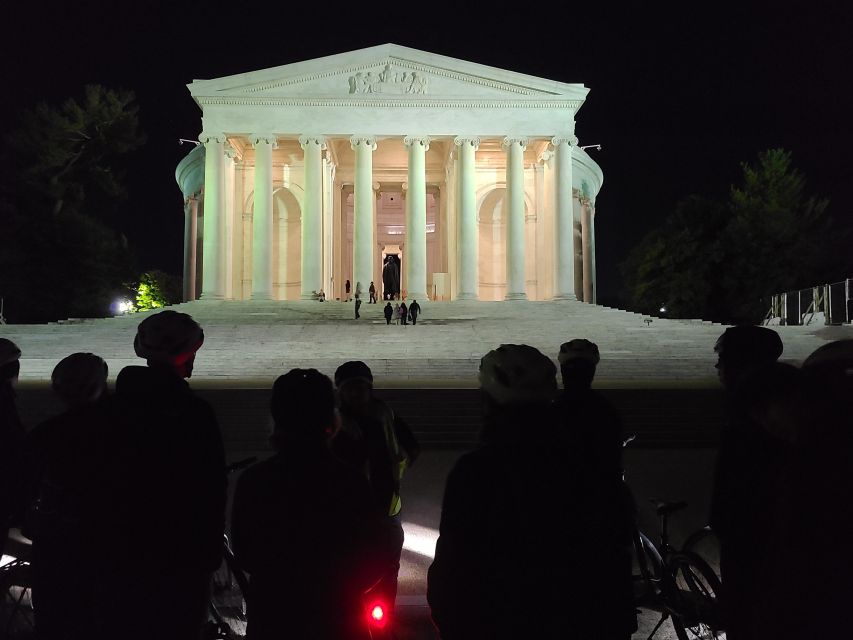 Washington DC: Monuments by Night Bike Tour - White House views and the surprise of real life logistics