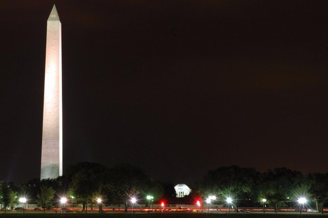 Washington DC Moonlight Tour by Electric Cart - The Capitol dome: quick views with big symbolism