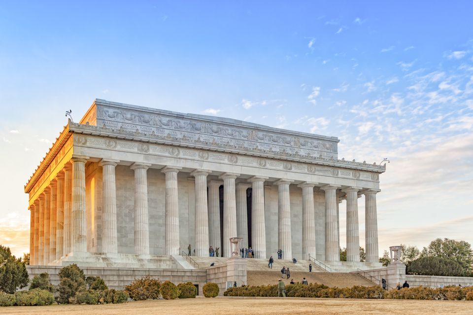 Washington DC: River Cruise & DC City Tour + Entry Ticket - Wrapping up at the National Archives: Constitution-at-the-end energy