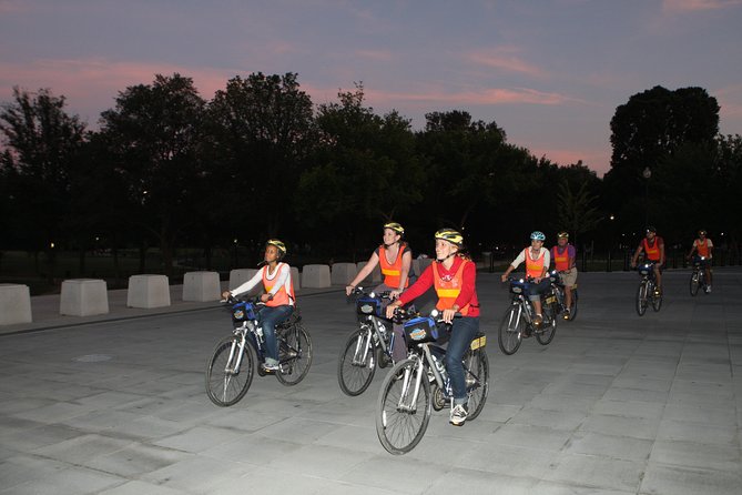 Washington DC Sites at Night Guided Bicycle Tour - Tidal Basin, FDR, and Jefferson: Fala’s Ears and the Trees That Matter