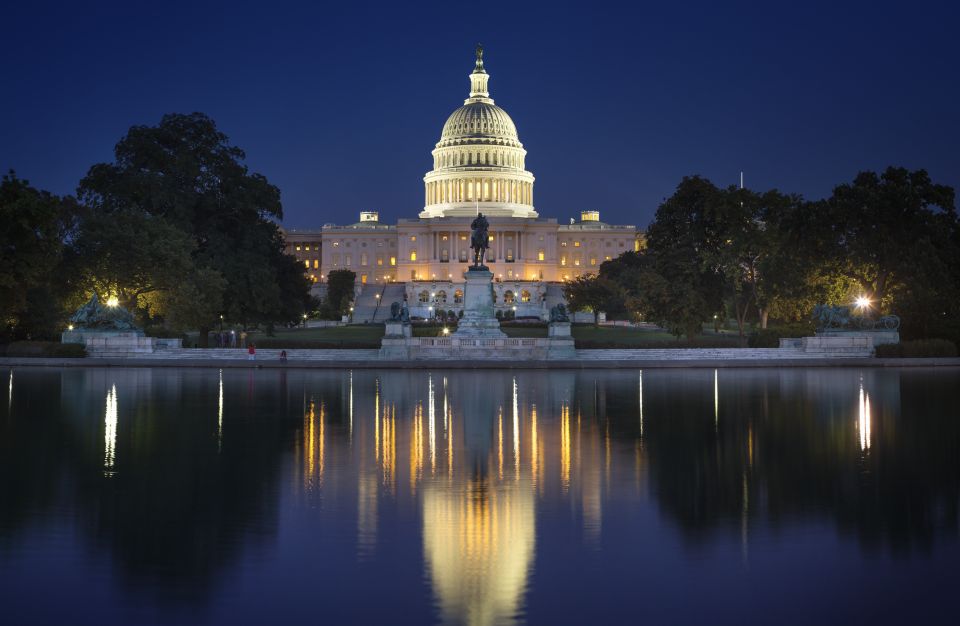 Washington DC: Small-Group 3-Hour Night Tour - Lincoln Memorial: The Stop That Sets the Tone