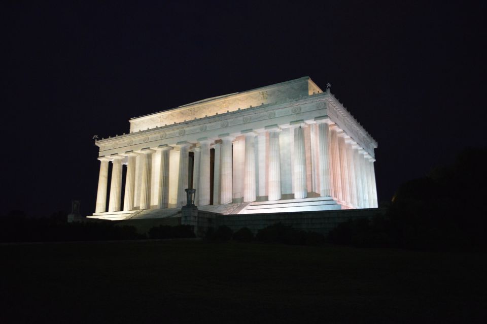 Washington DC: Small-Group 3-Hour Night Tour - Vietnam, Korea, and World War II: Where the Walking Matters